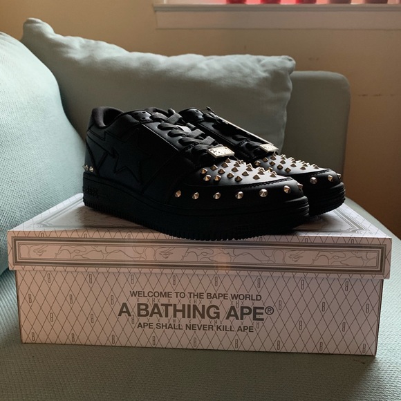 20th ANNIVERSARY BAPESTA STUDDED LOW BLACK 10 - Picture 2 of 5